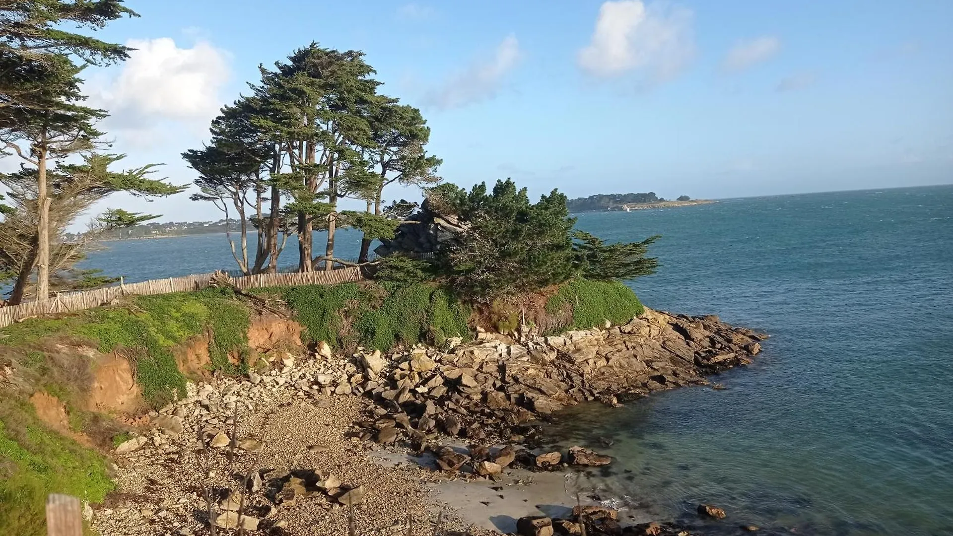 Holiday home Maison Vue Mer Et Campagne Sibiril
